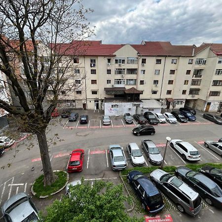 Apartament Victoria Apartment Targu Jiu Ngoại thất bức ảnh